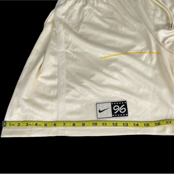 NWOT Nike Dri-Fit Swoosh Fly Crossover Women’s Small Ivory Basketball Shorts - Picture 8 of 14